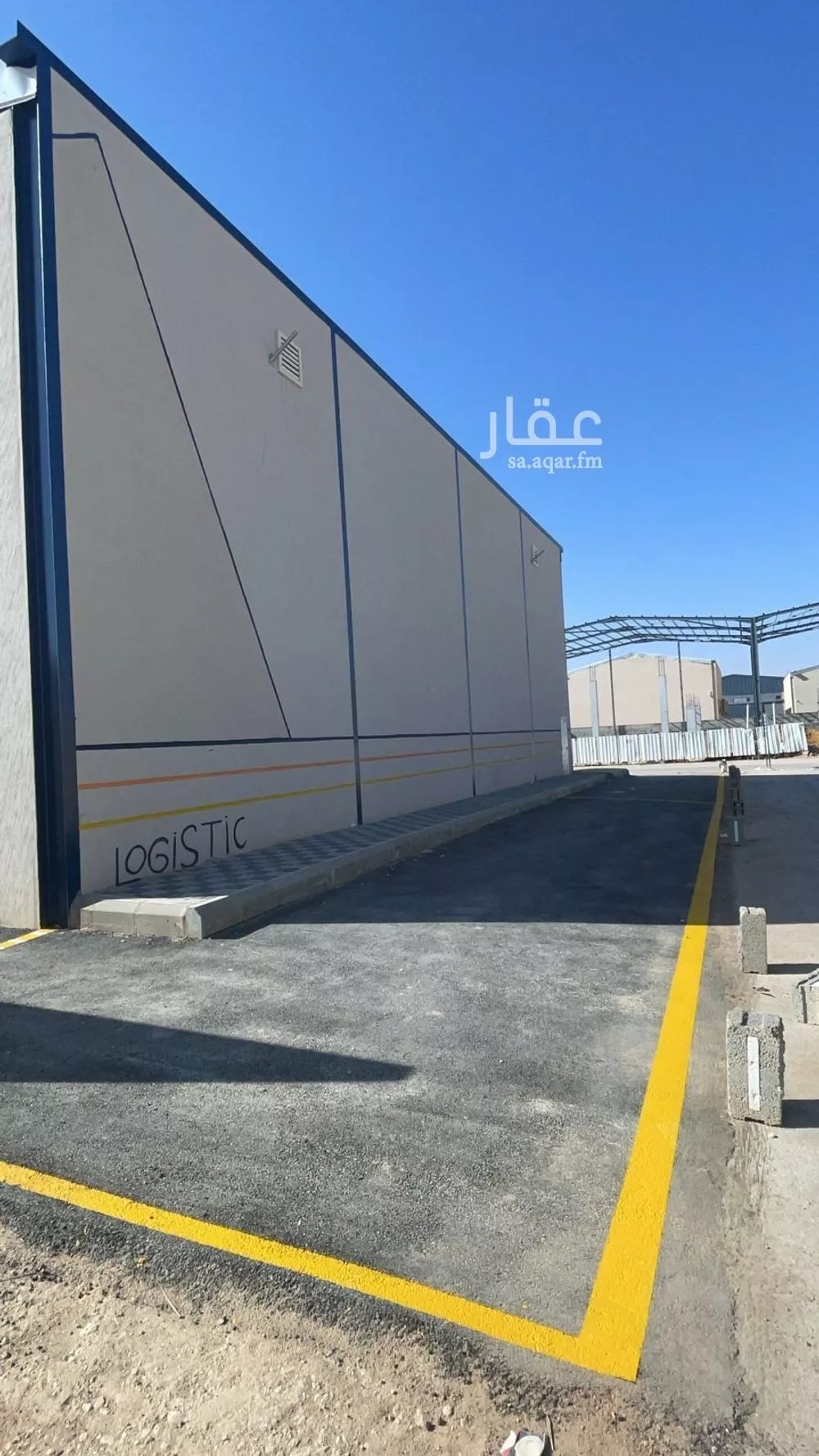 مستودع 750 م² في الغنامية 6