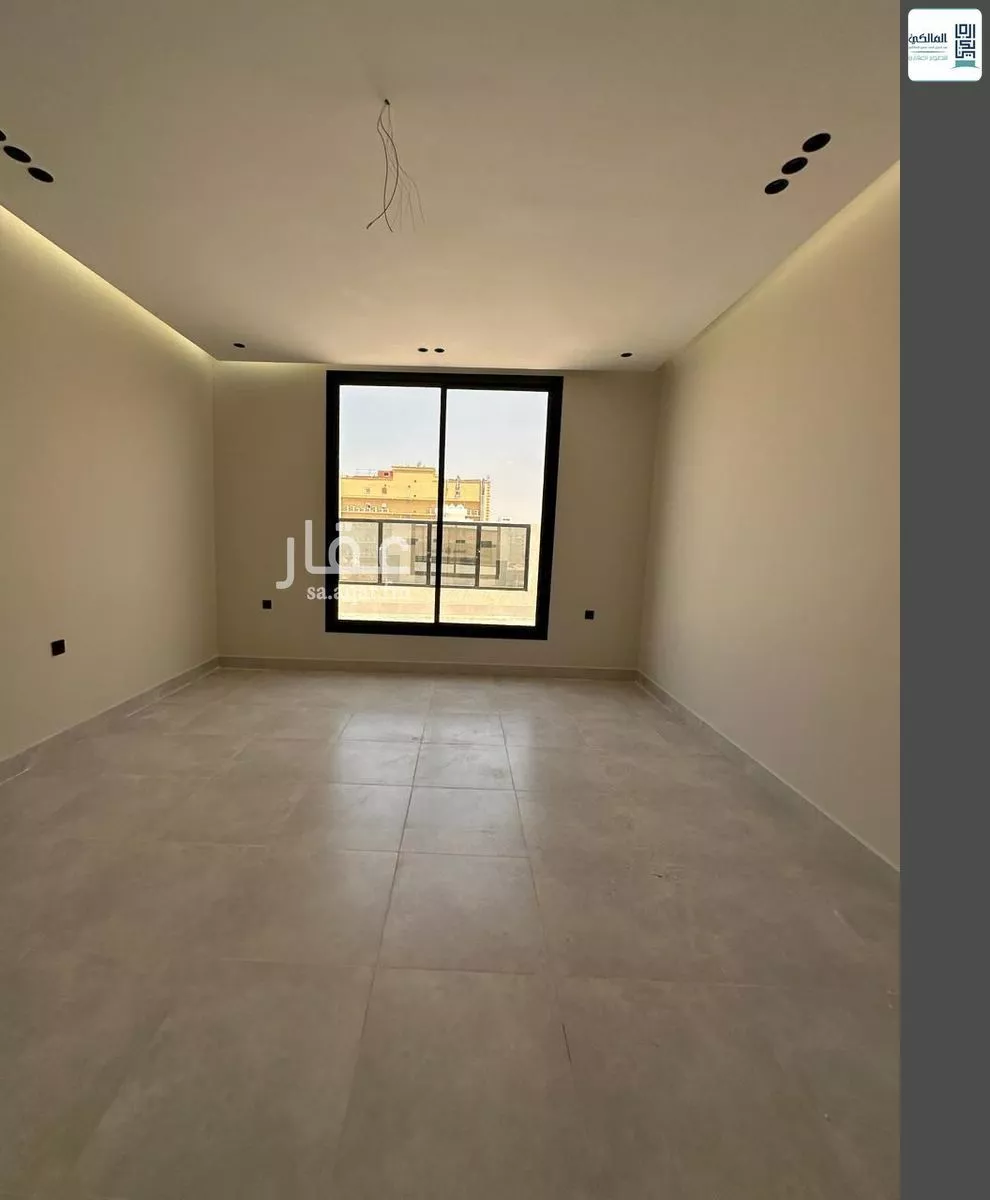 شقة 4 غرف في الروضة 3