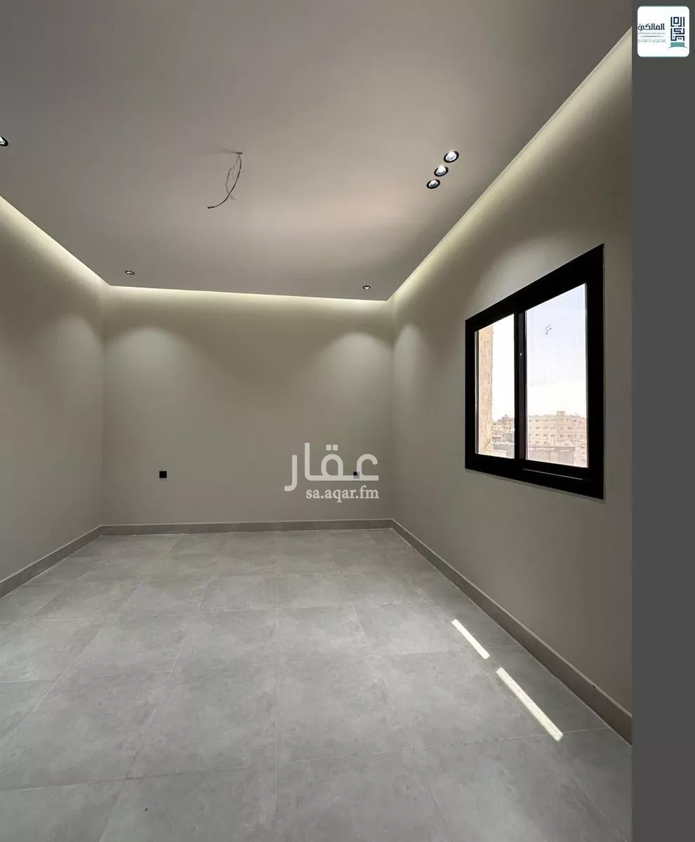 شقة 4 غرف في الروضة 9