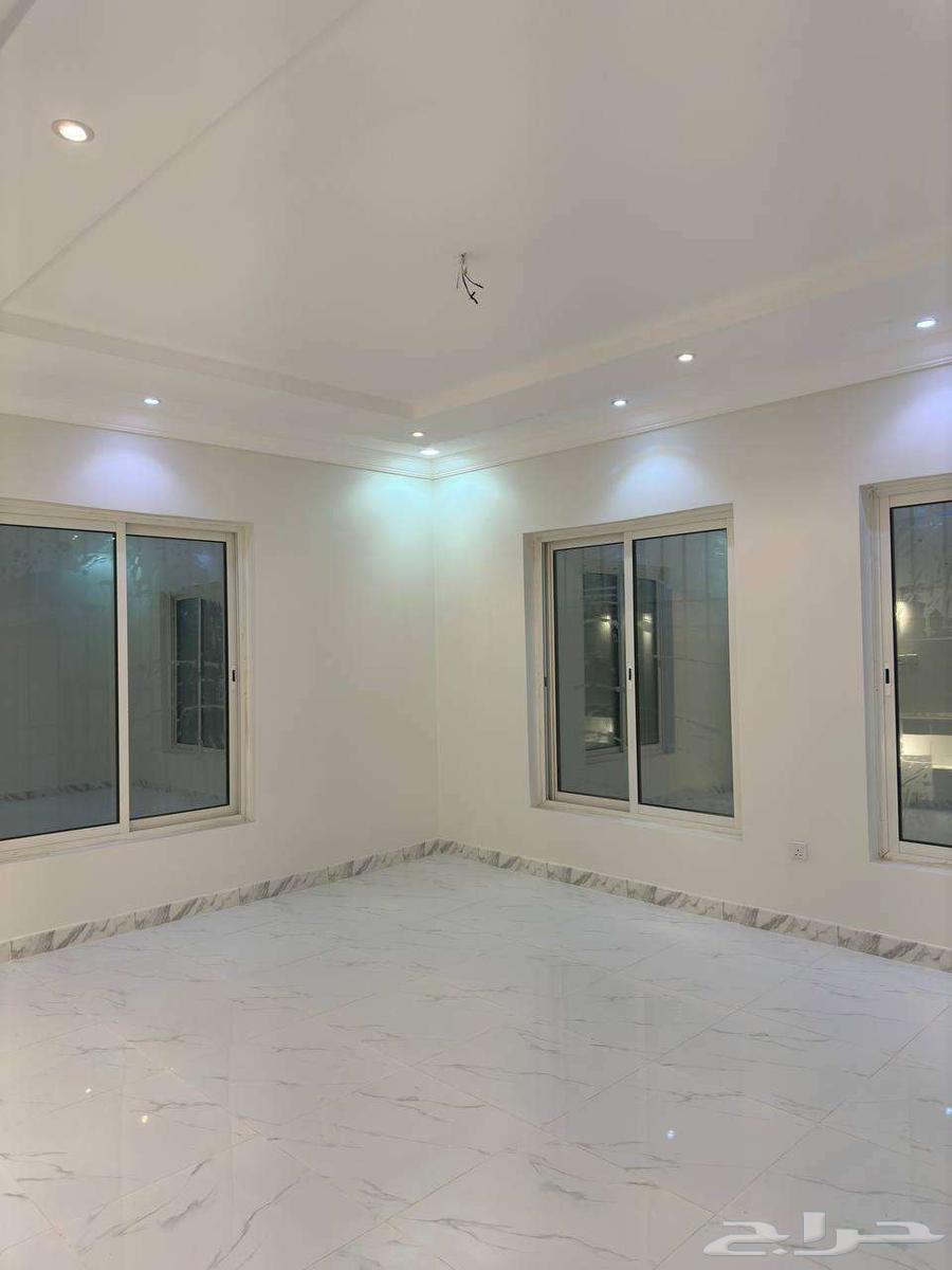 فيلا 7 غرف في العوالي 14