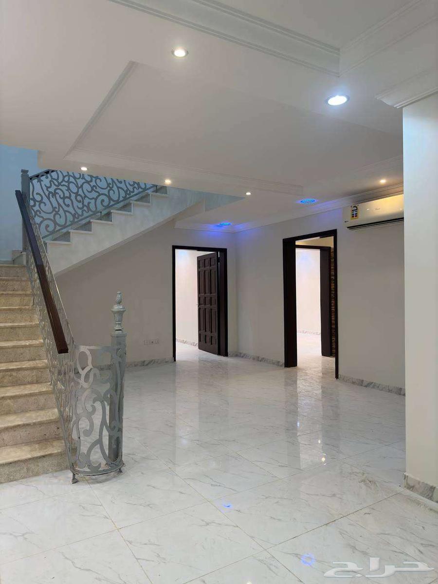 فيلا 7 غرف في العوالي 32