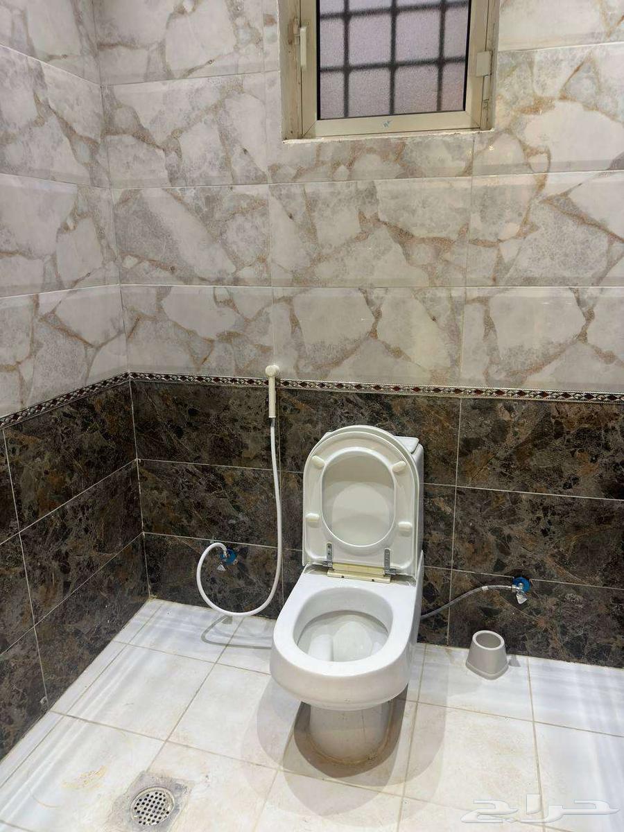 فيلا 7 غرف في العوالي 47