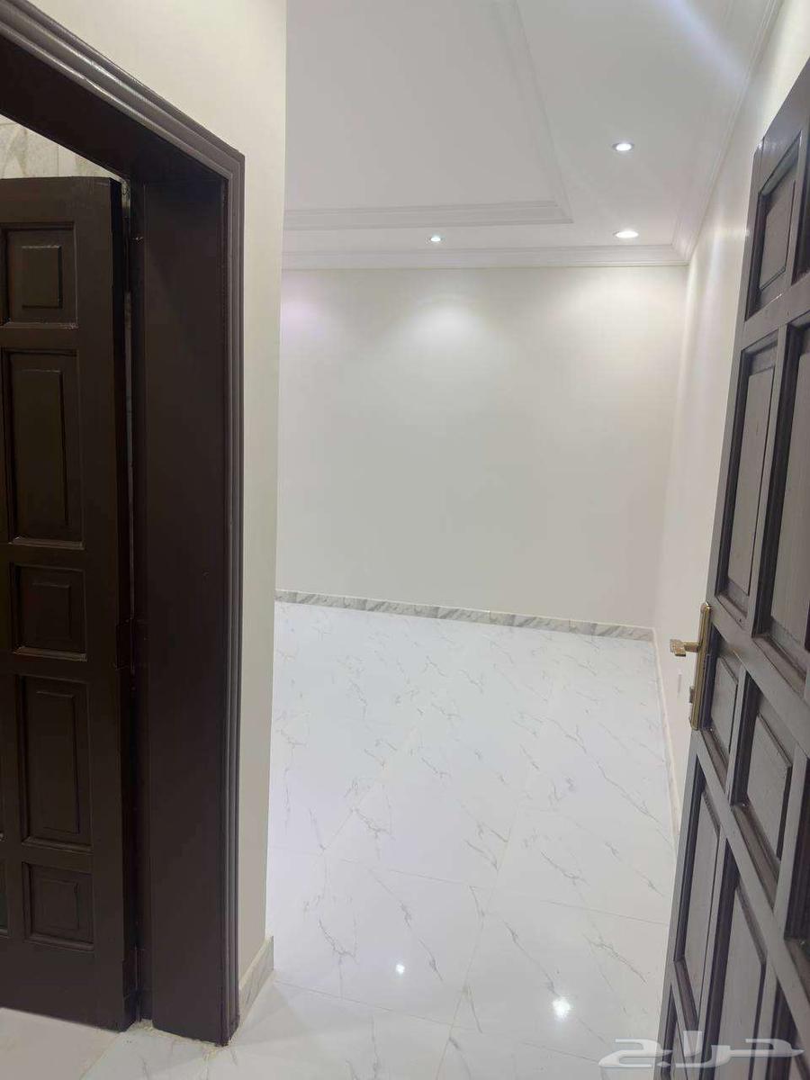 فيلا 7 غرف في العوالي 62