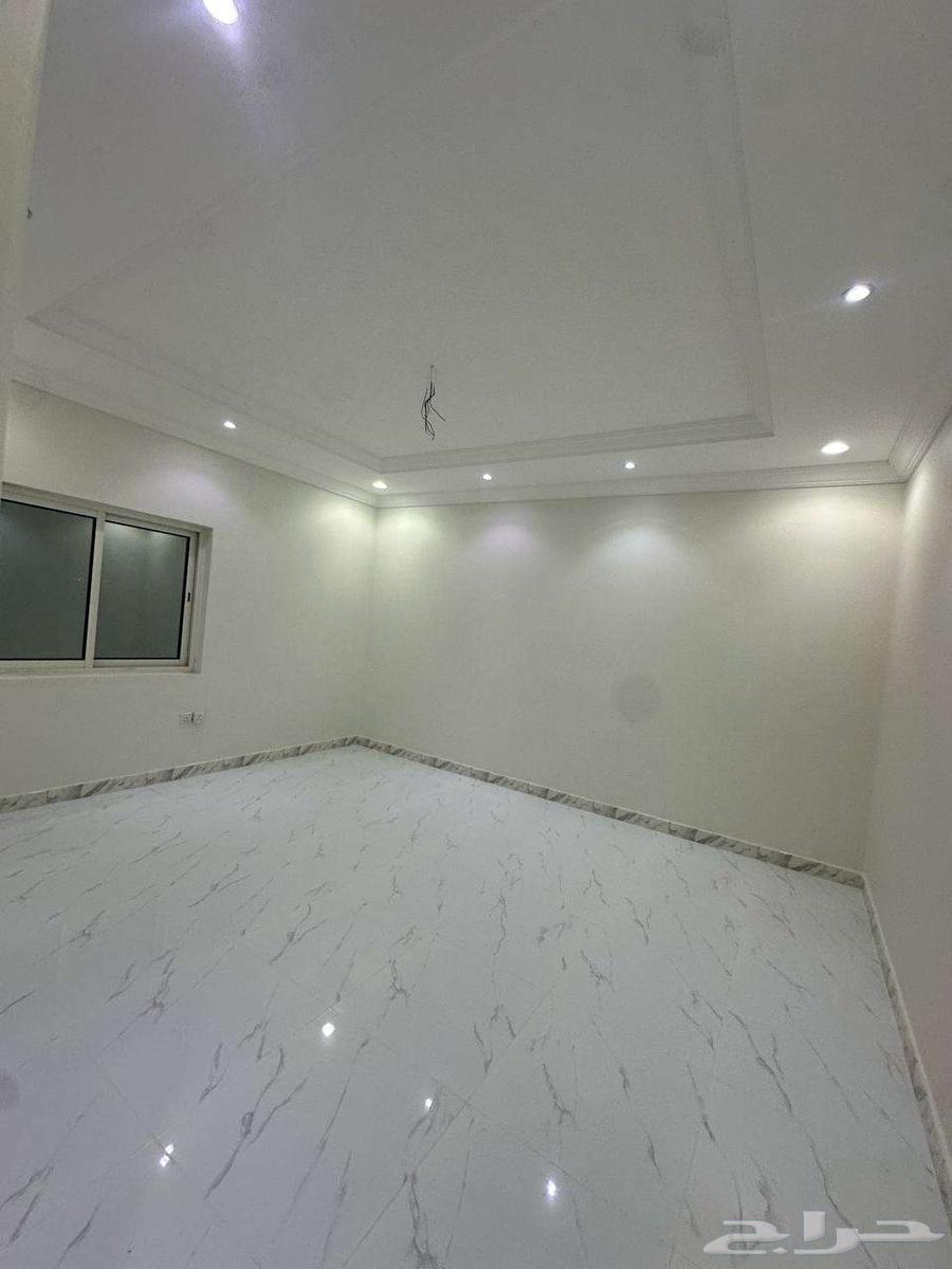 فيلا 7 غرف في العوالي 65