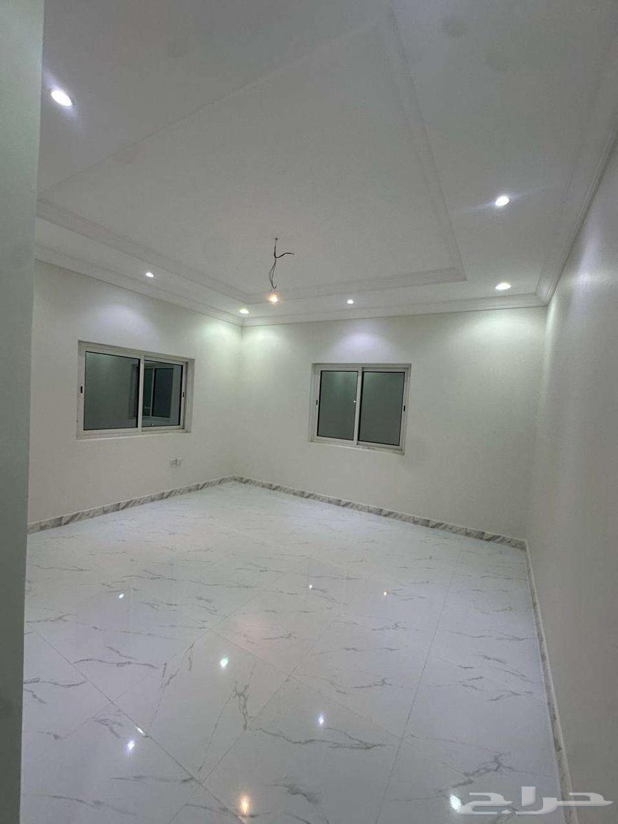 فيلا 7 غرف في العوالي 71