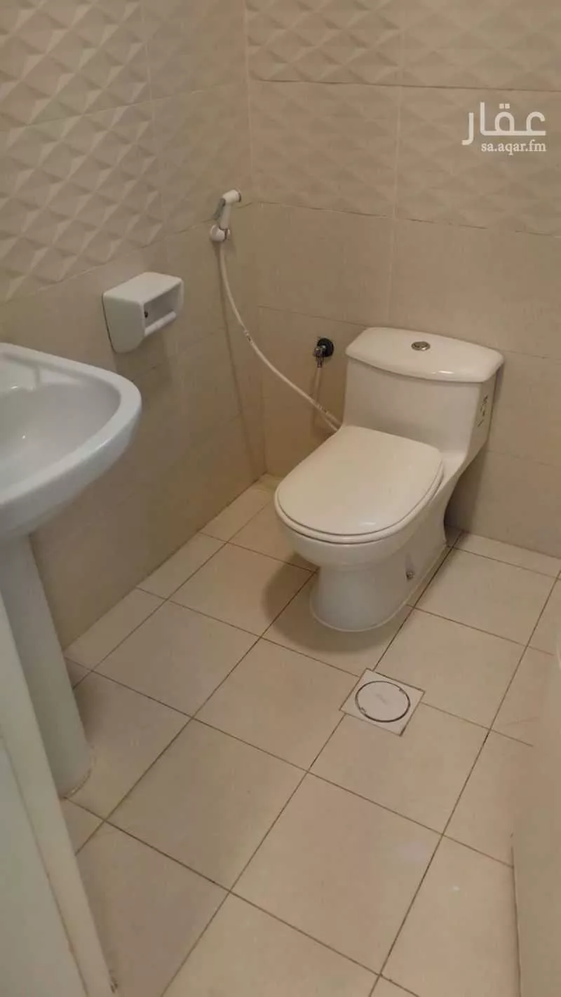 عمارة 600 م² في هجر 6