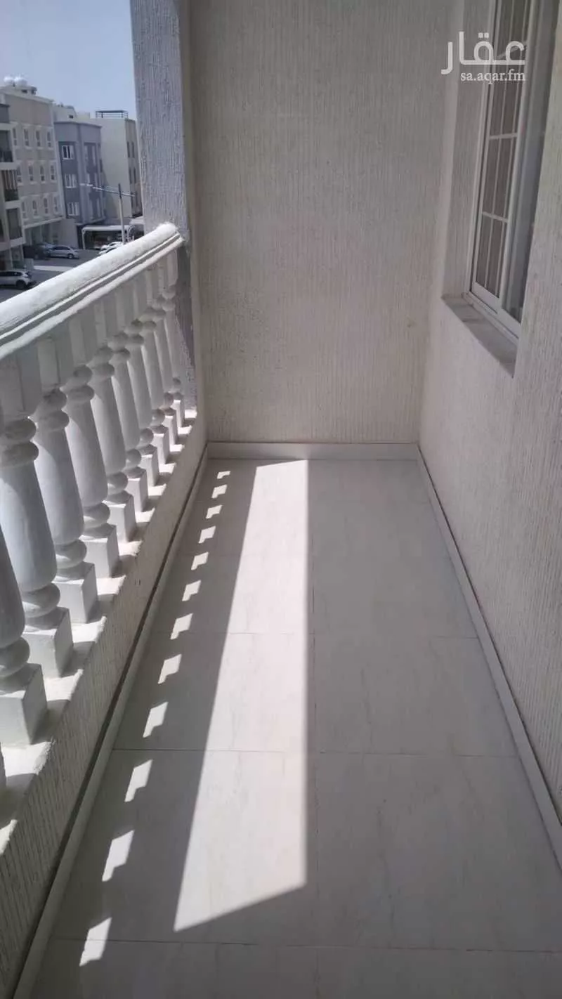 عمارة 600 م² في هجر 7