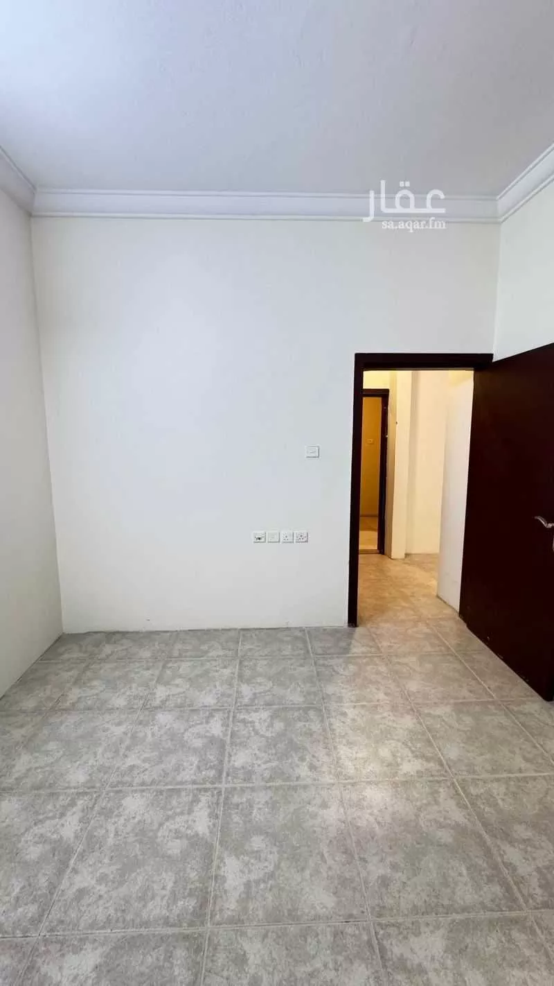 3 bedroom apartment in Umm Salim 4