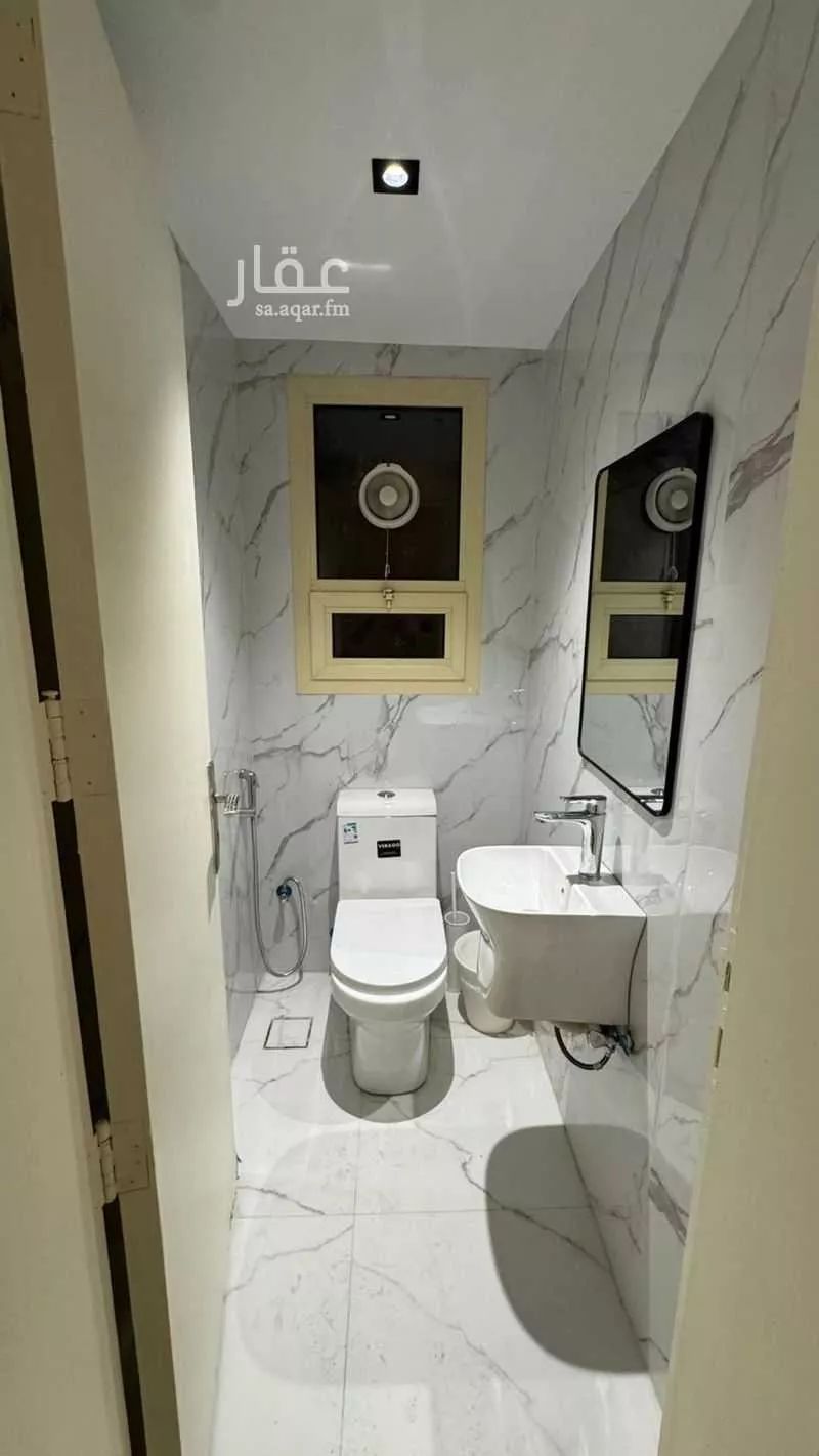 3 bedroom apartment in Al Malqa 15