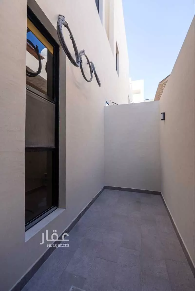 دور 3 غرف في العليا 10