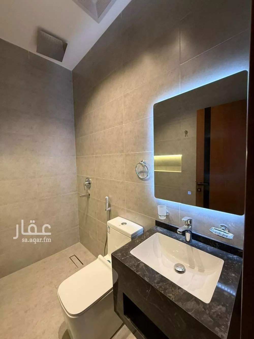 4 bedroom apartment in Al Rawdah 13