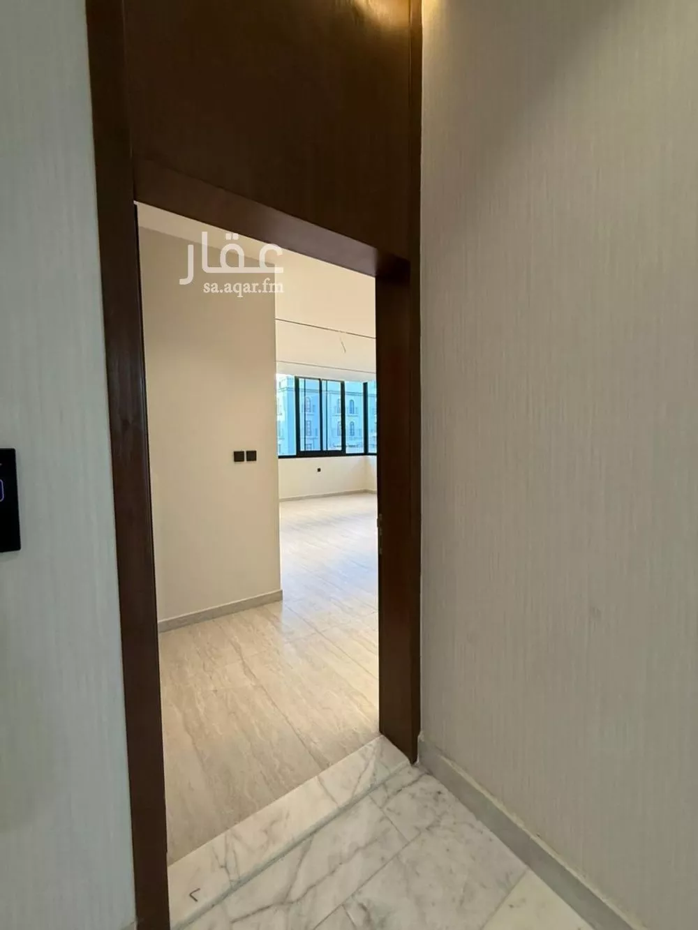4 bedroom apartment in Al Rawdah 6