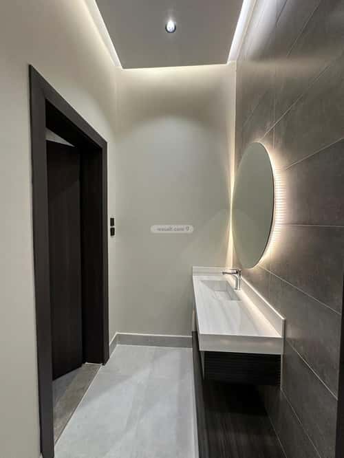 شقة  في الروضة 6