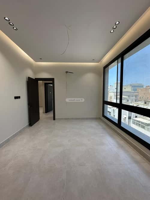 شقة  في الروضة 10