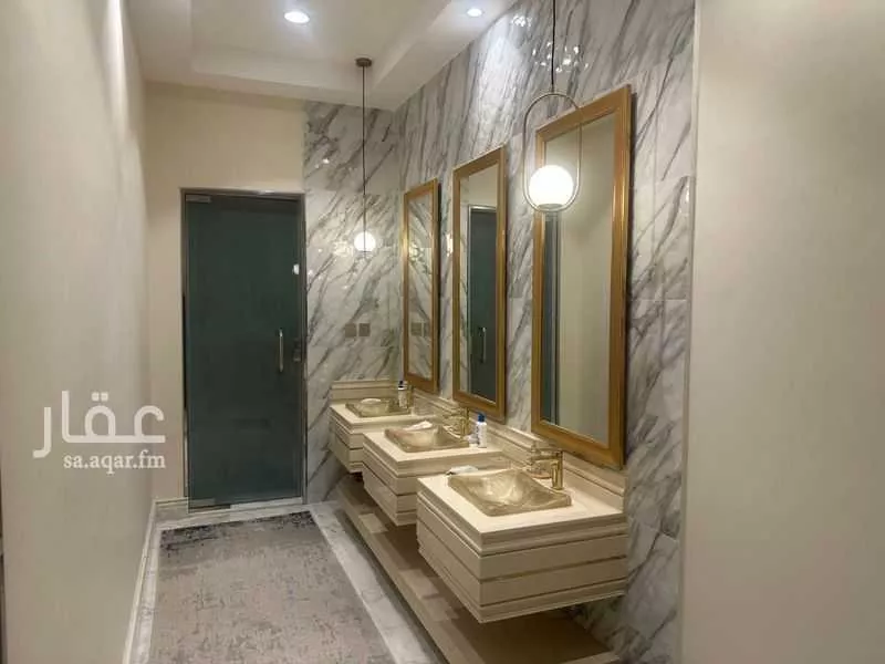 فيلا 13 غرف في الروضة 18