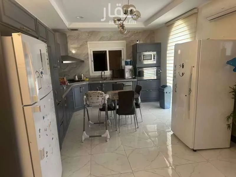 فيلا 13 غرف في الروضة 19