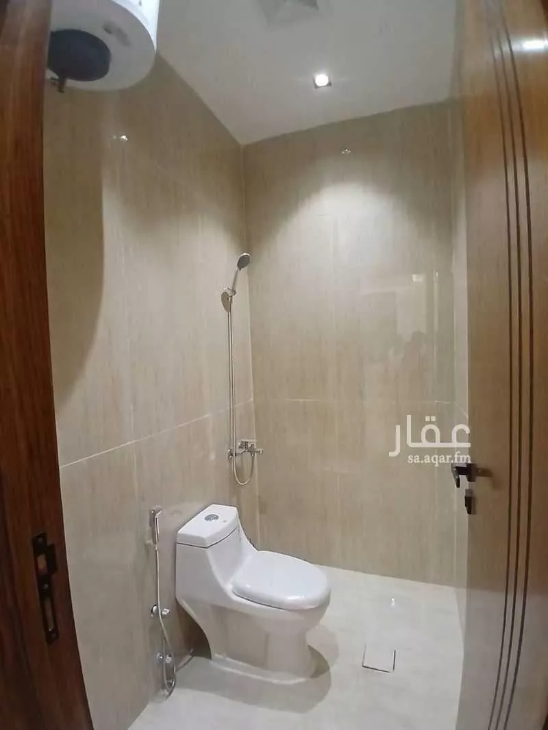 شقة 3 غرف في النظيم 6