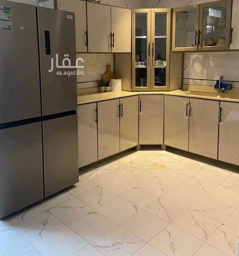 4 bedroom apartment in Irqah 8