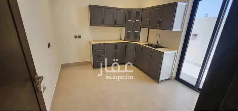 دور 3 غرف في الروابي 8