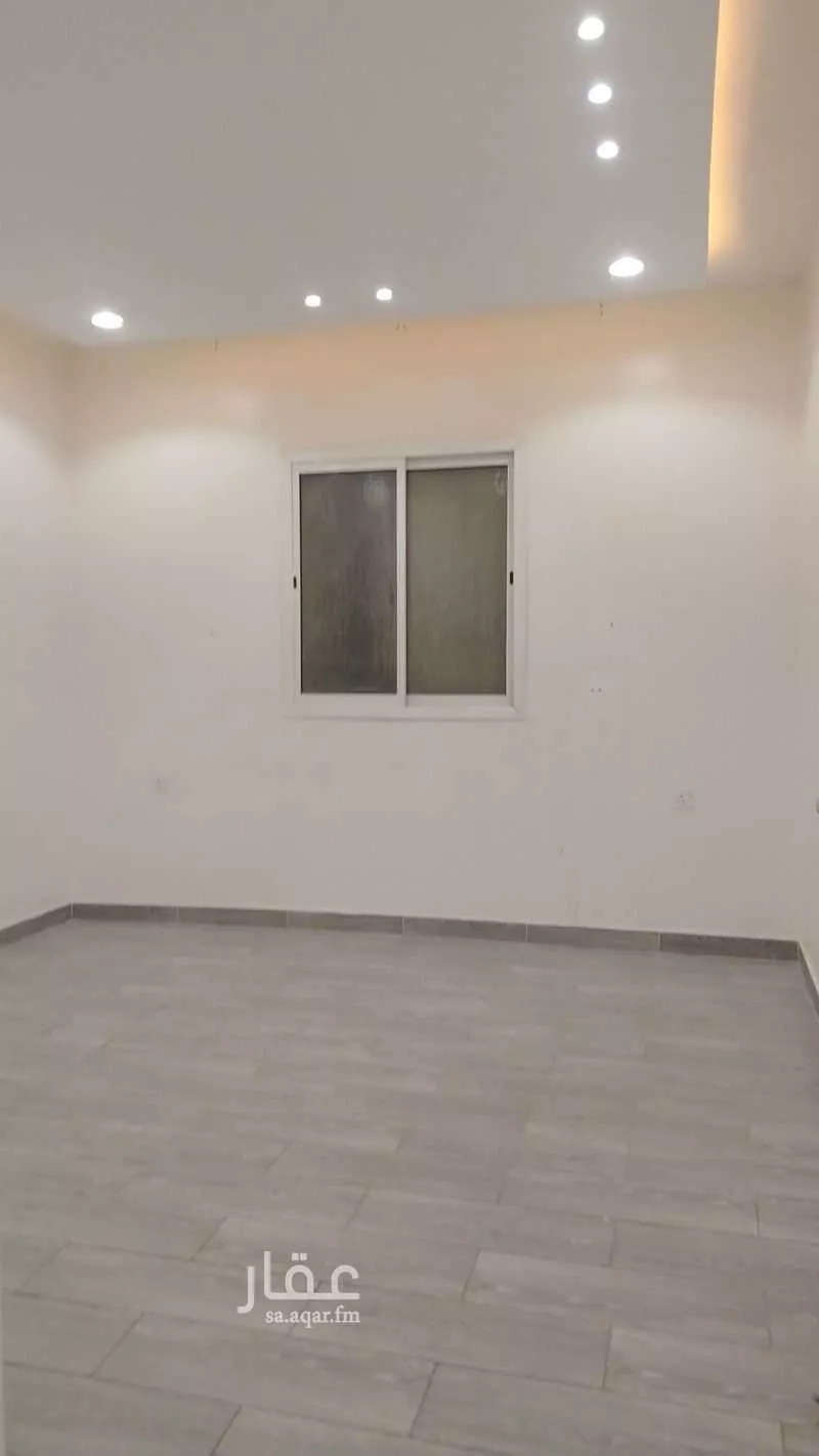 شقة 2 غرف في الرمال 4