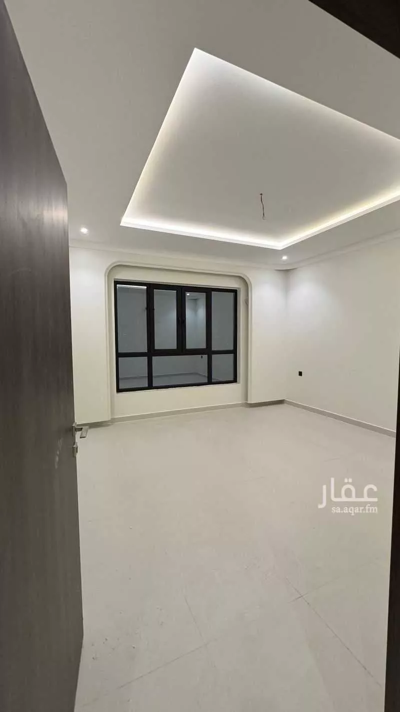 شقة 4 غرف في الملك فهد 3