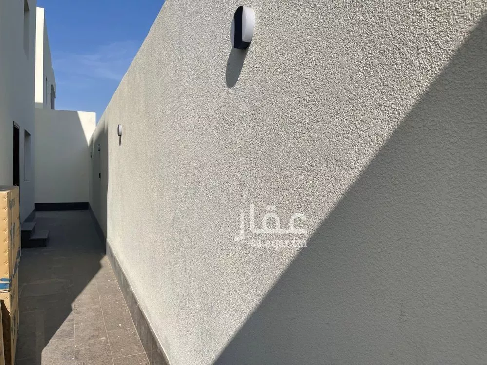 5 bedroom villa in Al Shiraa 3