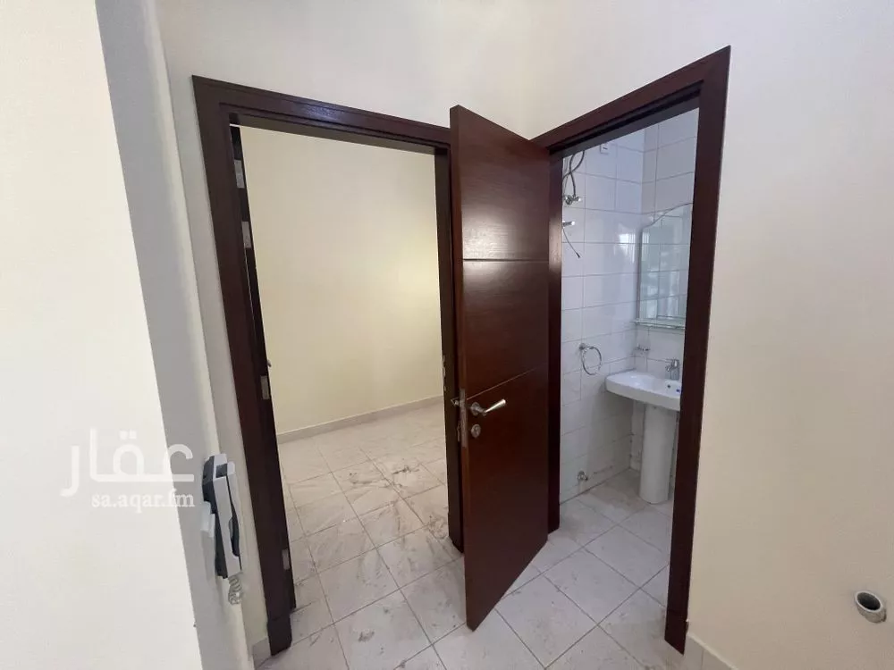 5 bedroom villa in Al Shiraa 24