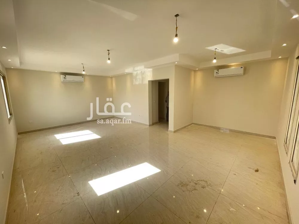 5 bedroom villa in Al Shiraa 4