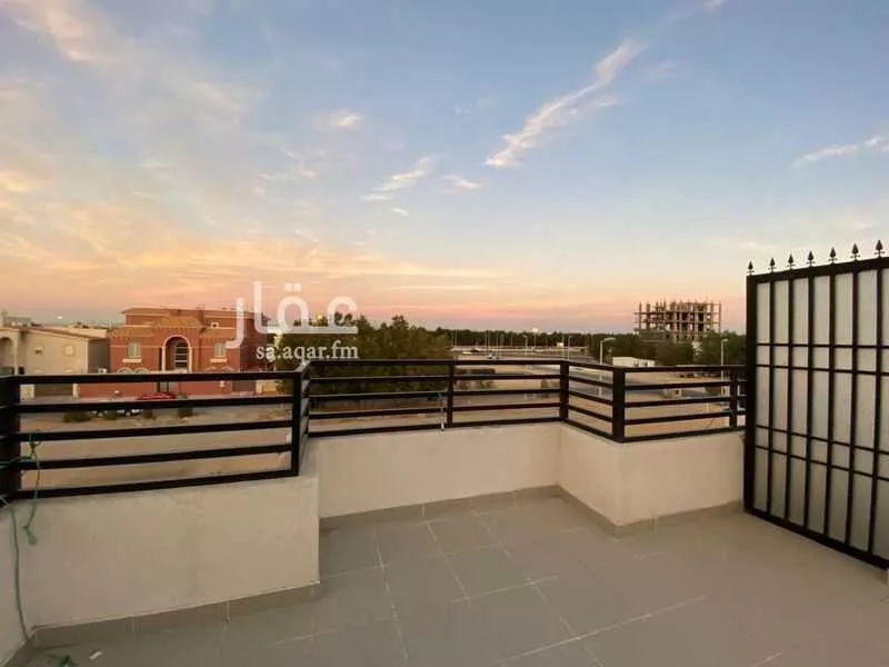 5 bedroom villa in Al Muhammadiyah 8