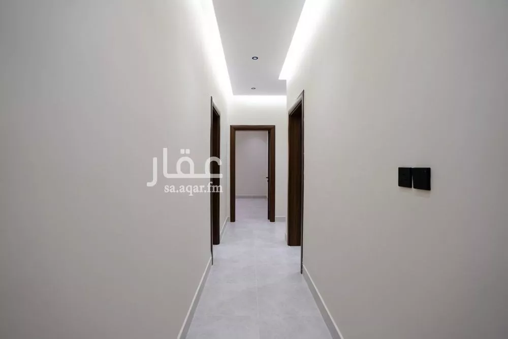 5 bedroom apartment in Al Bawadi 11