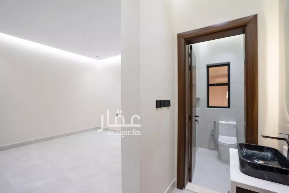 5 bedroom apartment in Al Bawadi 7