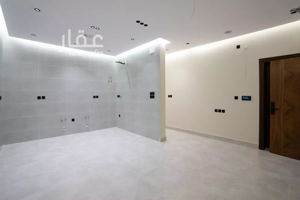 5 bedroom apartment in Al Bawadi 9