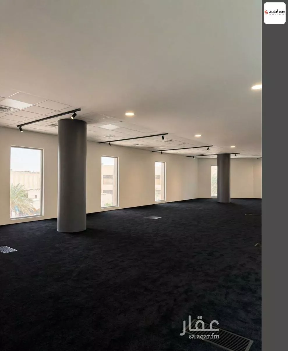 مكتب 10829 م² في الروضة 9