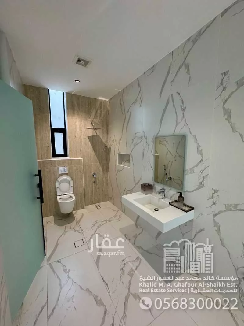 فيلا 5 غرف في السيف 15