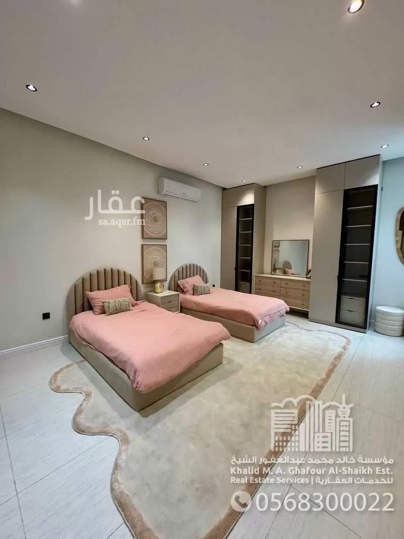 فيلا 5 غرف في السيف 20