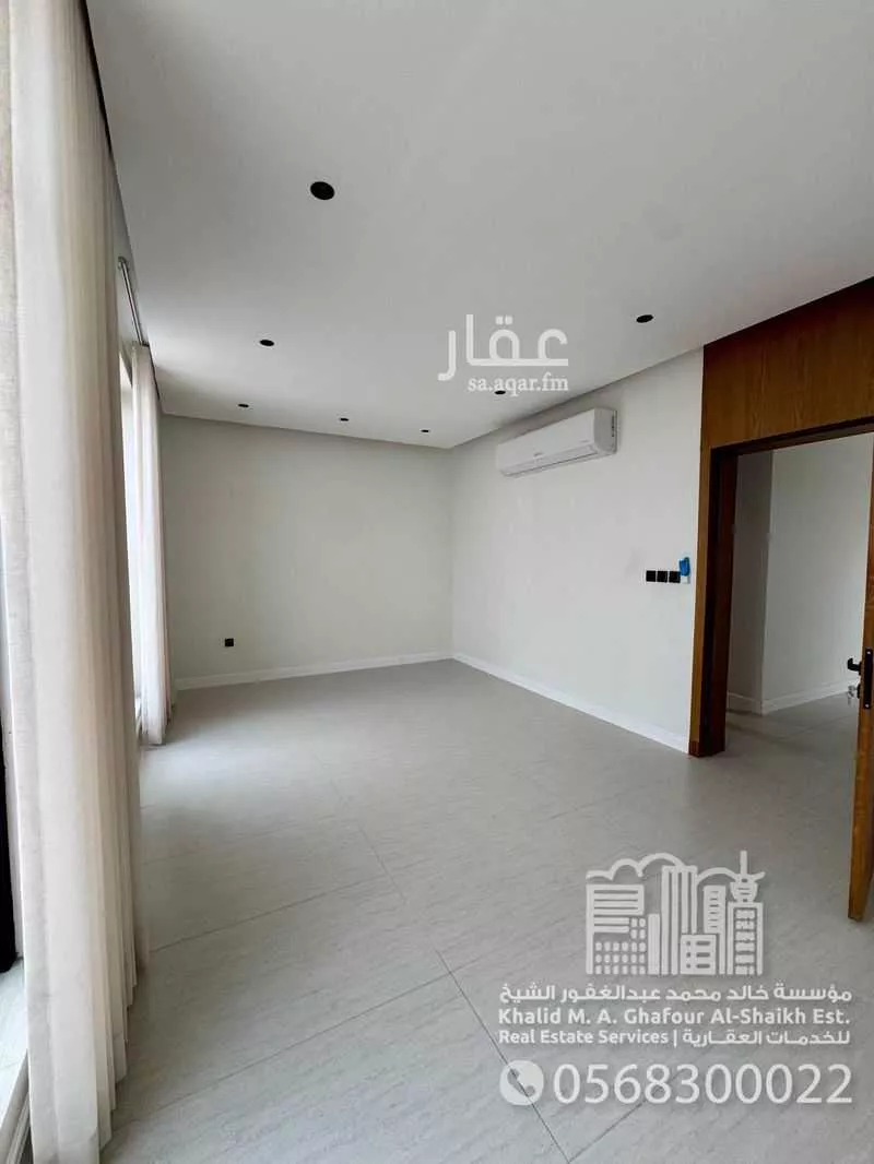 فيلا 5 غرف في السيف 21