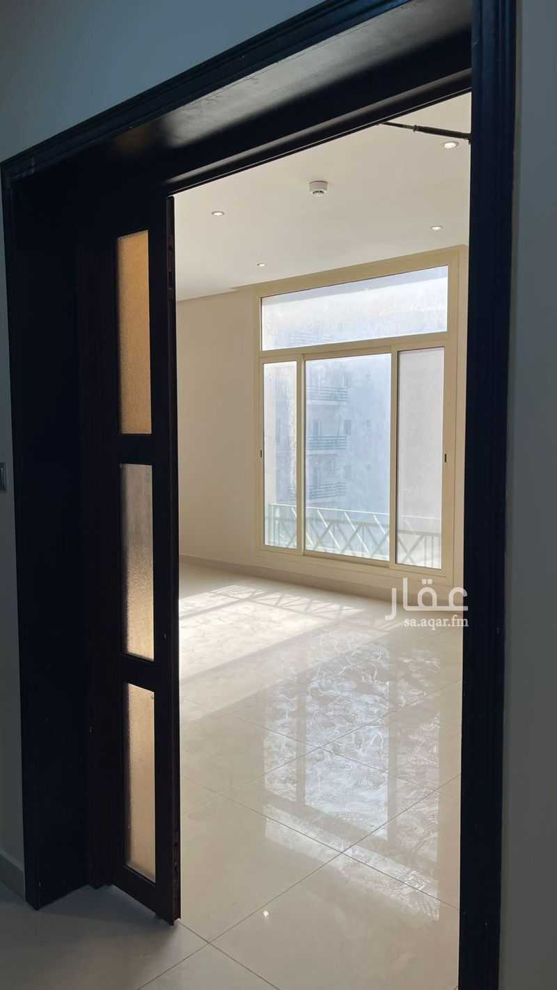 3 bedroom apartment in Al Hamra, Eastern Province 4