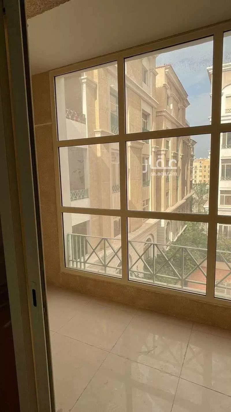 شقة 3 غرف في الحمرا 16