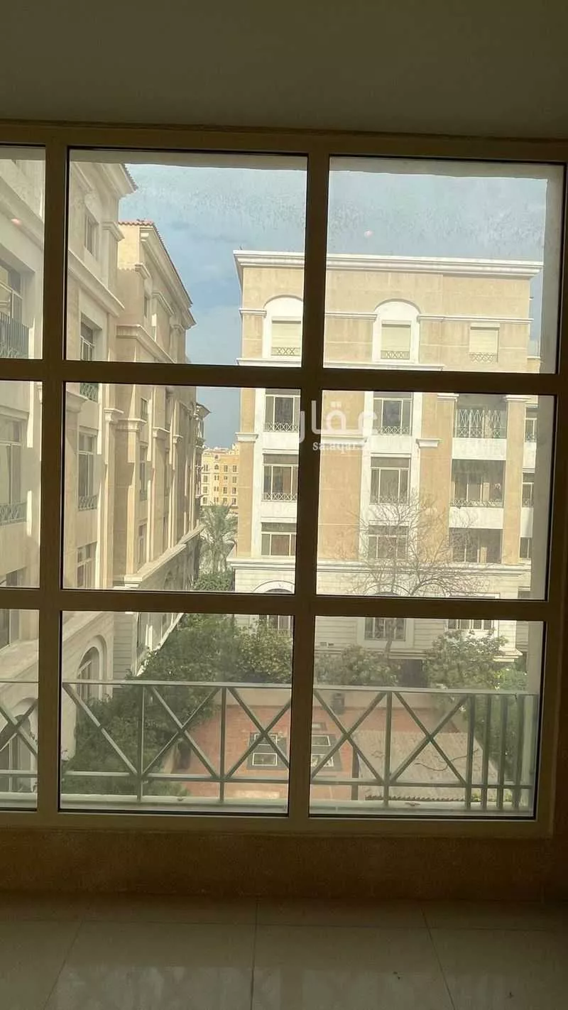 شقة 3 غرف في الحمرا 17