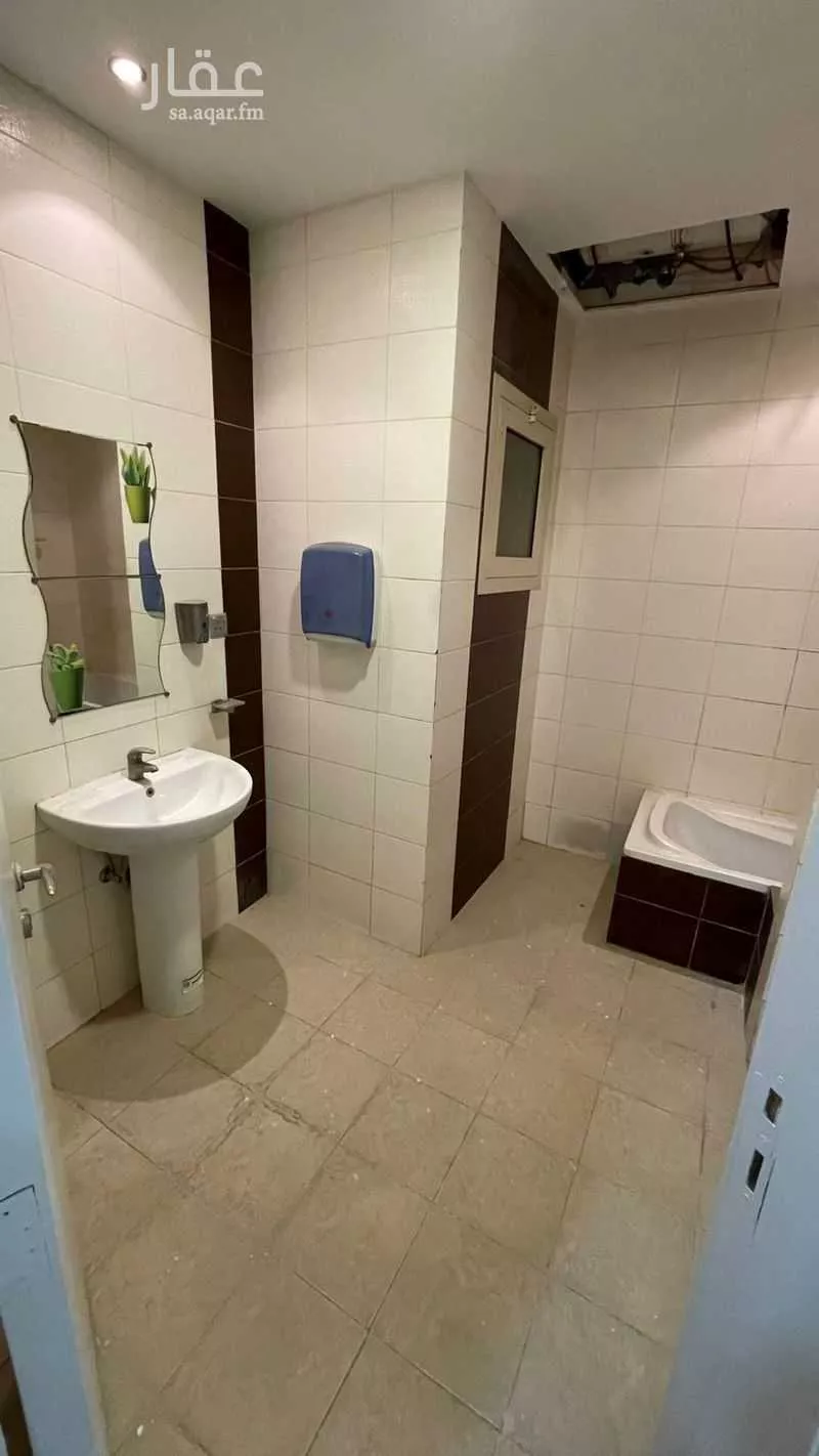 شقة 3 غرف في الحمرا 20