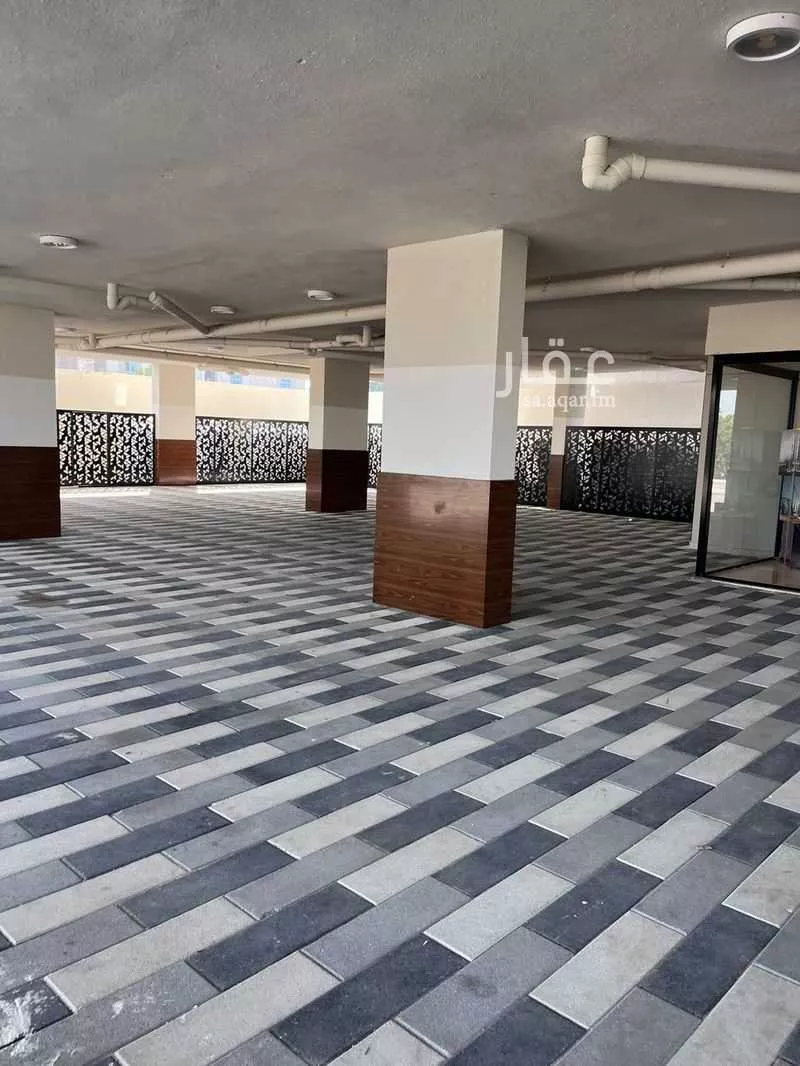 شقة 4 غرف في الحمرا 2