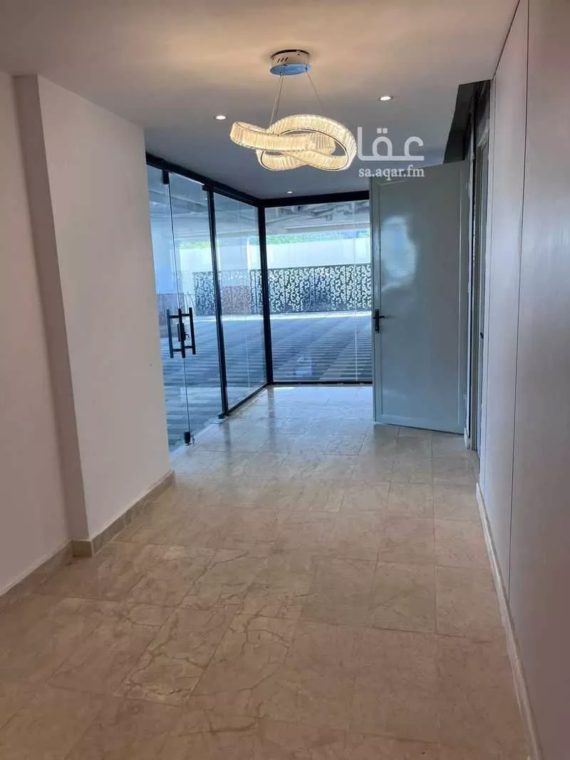 شقة 4 غرف في الحمرا 3