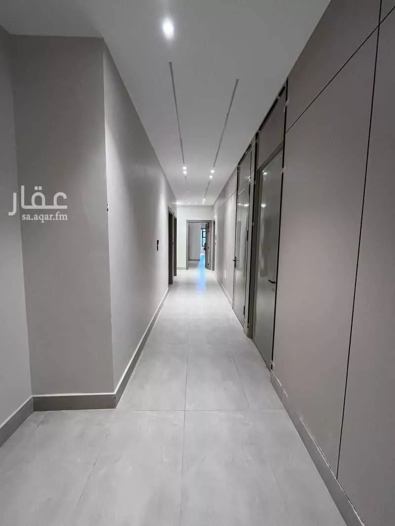 شقة 4 غرف في الحمرا 21