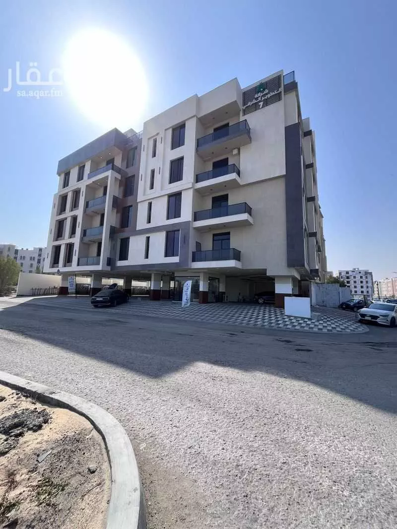 شقة 4 غرف في الحمرا 5