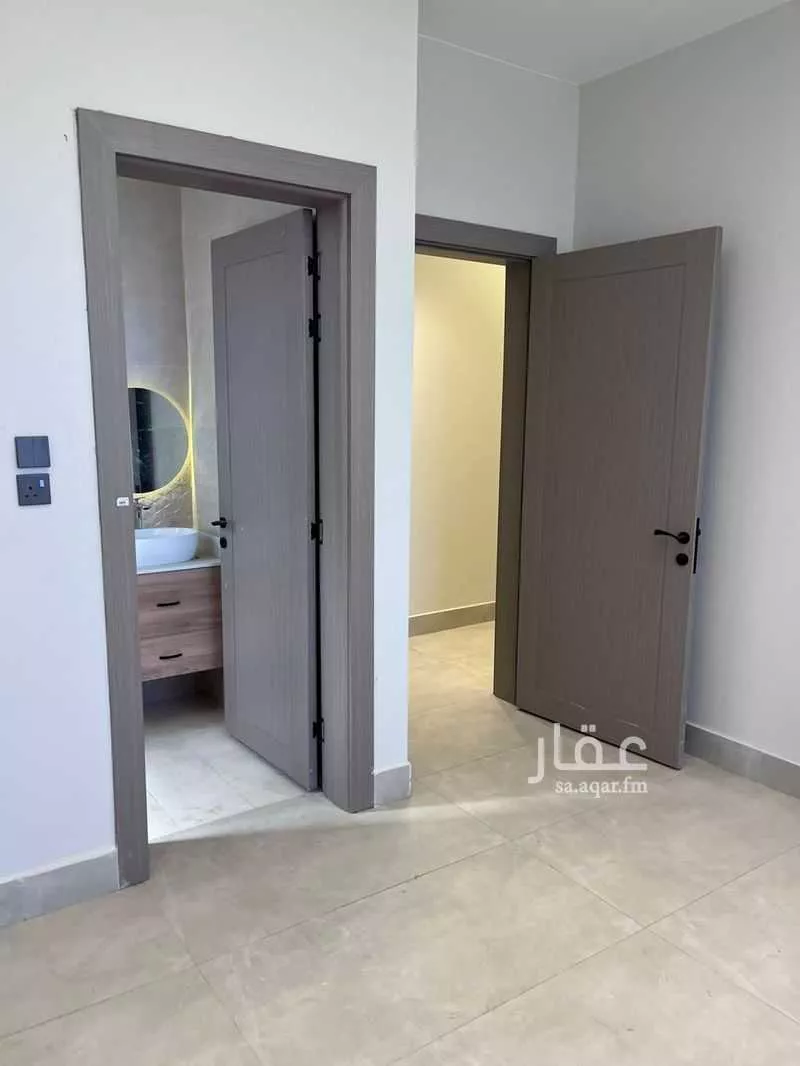 شقة 4 غرف في الحمرا 7