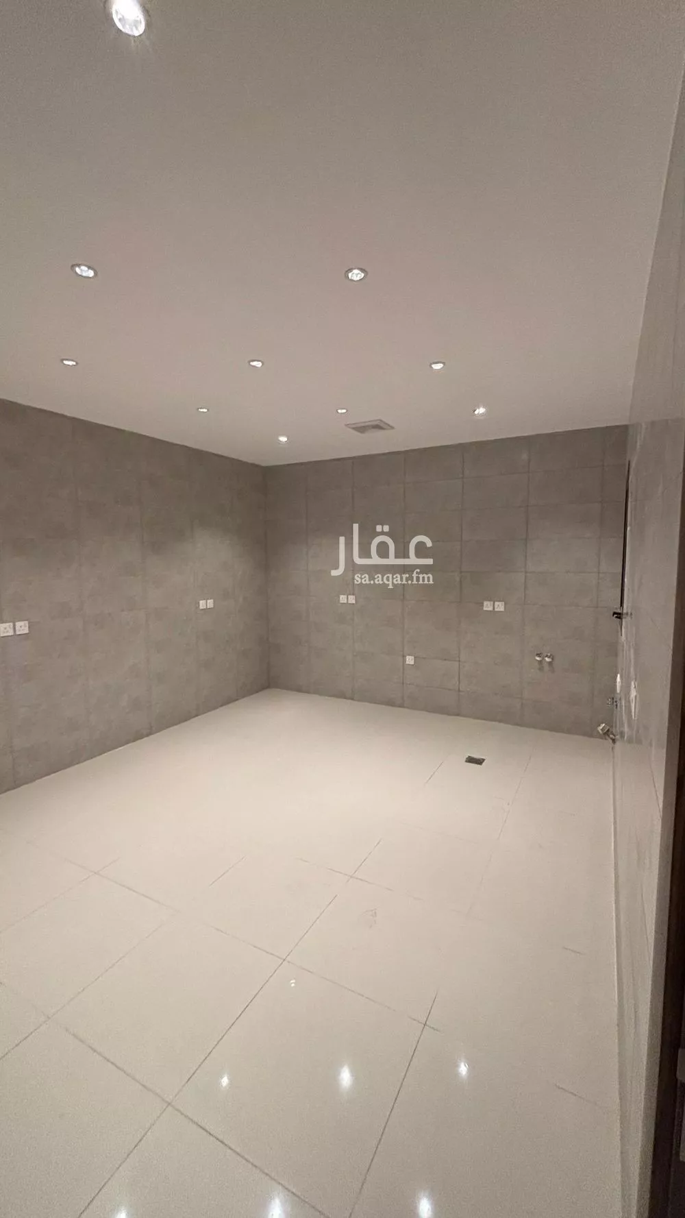 شقة 5 غرف في الدفاع 7