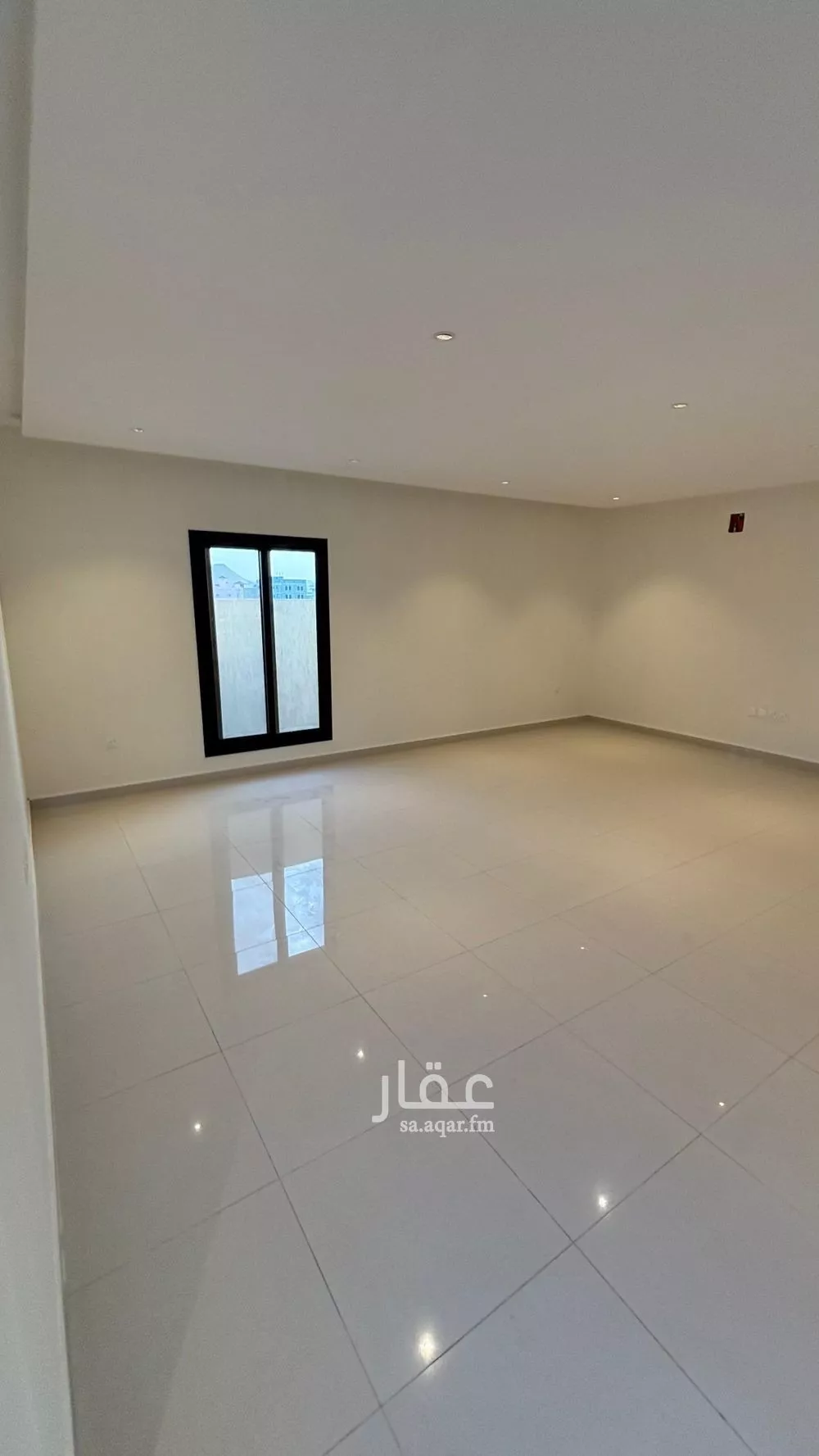 5 bedroom apartment in Al Difa 7