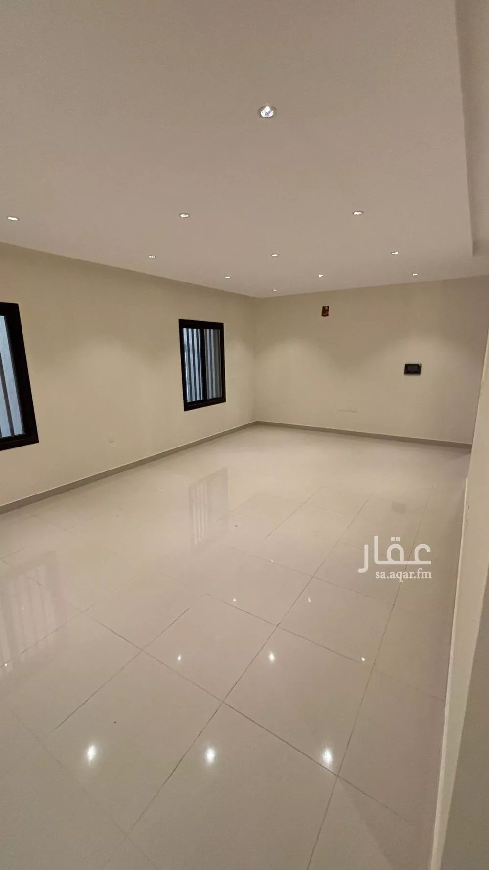 شقة 5 غرف في الدفاع 3