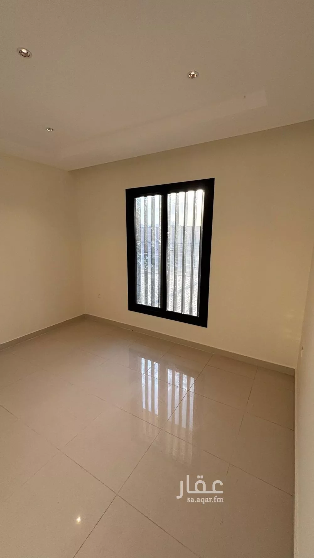 شقة 5 غرف في الدفاع 5