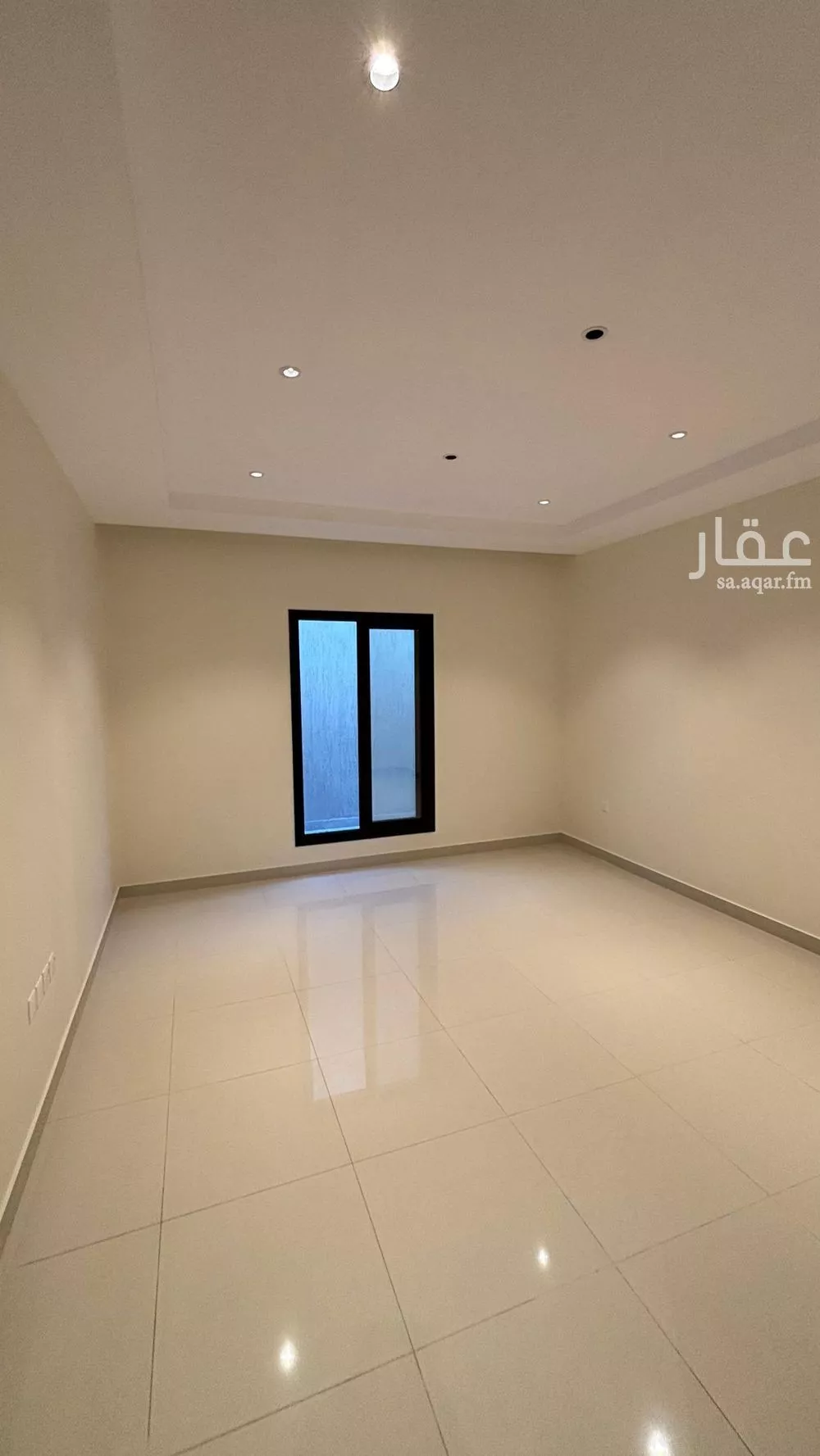 شقة 5 غرف في الدفاع 5